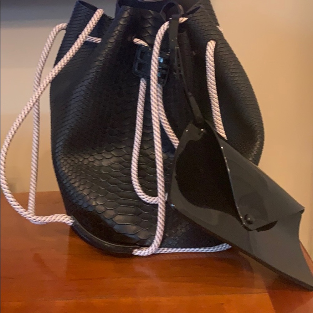 Melissa& baha east bag